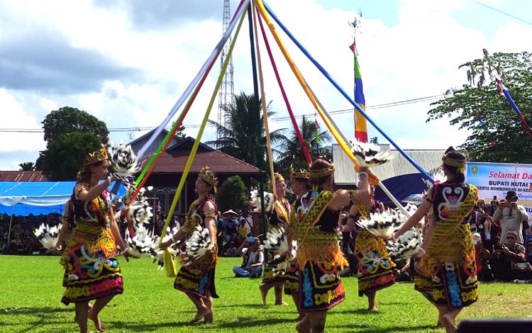 Pesta Panen Raya Kecamatan Busang, Bupati Harap Jadi Agenda Tahunan