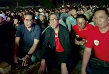 Bupati Ardiansyah Sulaiman nobar bersama ribuan warga Kutai Timur (dok: deltamahakam)