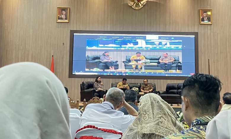Kepala Bappeda Kutai Timur Noviari Noor saat dalam Musrenbang RPJPD Kutim (dok: deltamahakam)