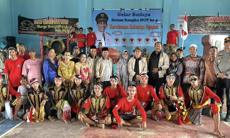 Bupati Kutim Ardiansyah Sulaiman hadiri HUT Kerukunan Ngapak (dok: deltamahakam)