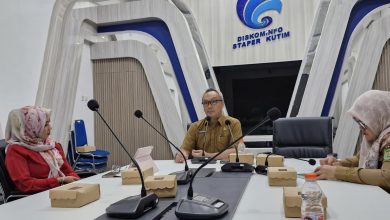 Diskominfo Staper Kutim Sambut Hangat Komisi Informasi Provinsi Kaltim
