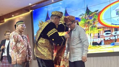 Ikatan Keluarga Minang Carani Dikukuhkan, Bupati Kutim Ingatkan Kerjasama Membangun Daerah