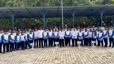 Bupati Kabupaten Kutai Timur (Kutim) Ardiansyah Sulaiman melepas 60 atlet